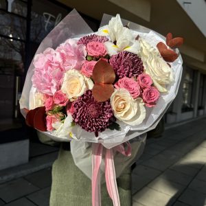 Bukiet #67 z chryzantemą Bigoudi i hortensją