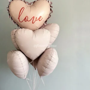Bukiet balonów #343 z serduszkiem LOVE