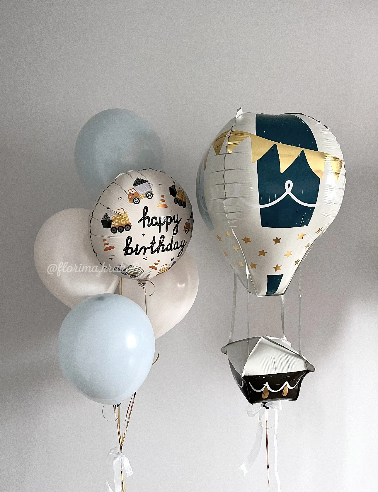 Zestaw balonów #166 Balon Lotniczy i bukiet urodzinowych balonów