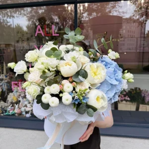 Flowerbox #5 hortensja i biała piwonia